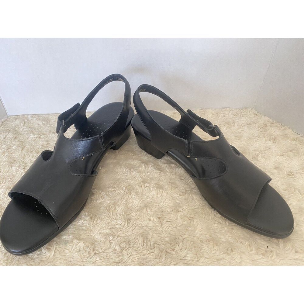 SAS Womens‎ Sandals sz 10.5 Sling Back Easy Fasten Comfortable Dress S1